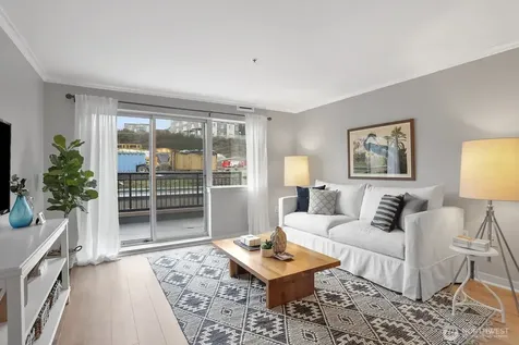 321 10th Avenue S Seattle WA 98104