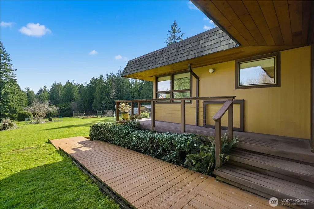14608 Ap Tubbs Road E Buckley WA 98321