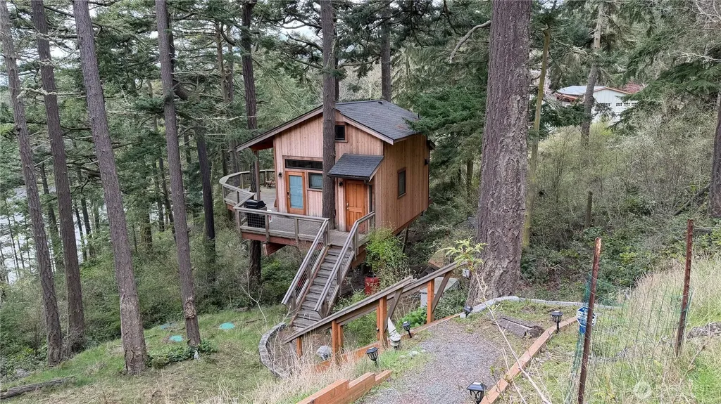 561 Fort Ebey Road Coupeville WA 98239