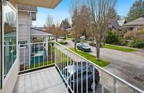 4226 Dayton Avenue N Seattle WA 98103