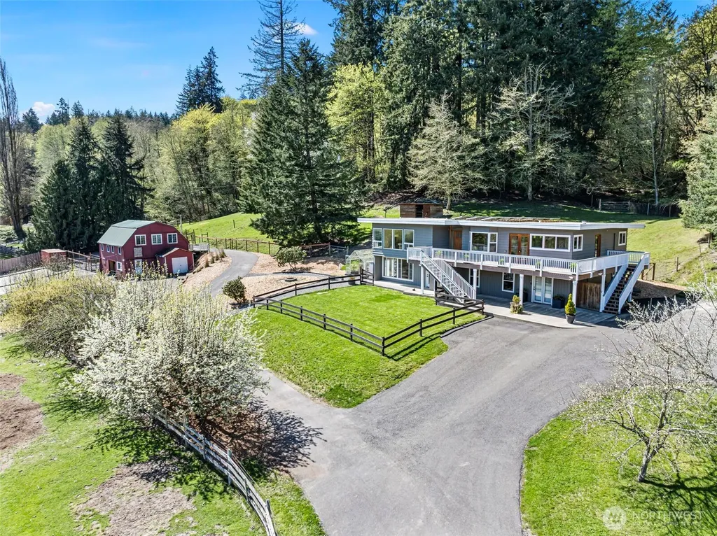 5816 Ray Nash Dr NW Gig Harbor WA 98335