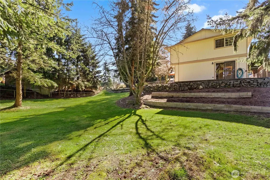 2138 SW 305th Street Federal Way WA 98023
