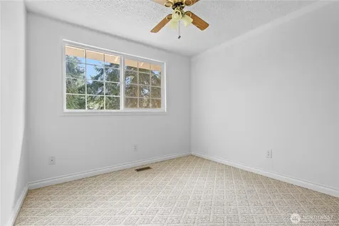 2138 SW 305th Street Federal Way WA 98023