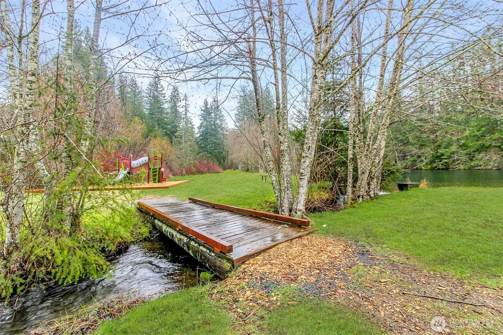 101 Mountain View Drive Ashford WA 98304