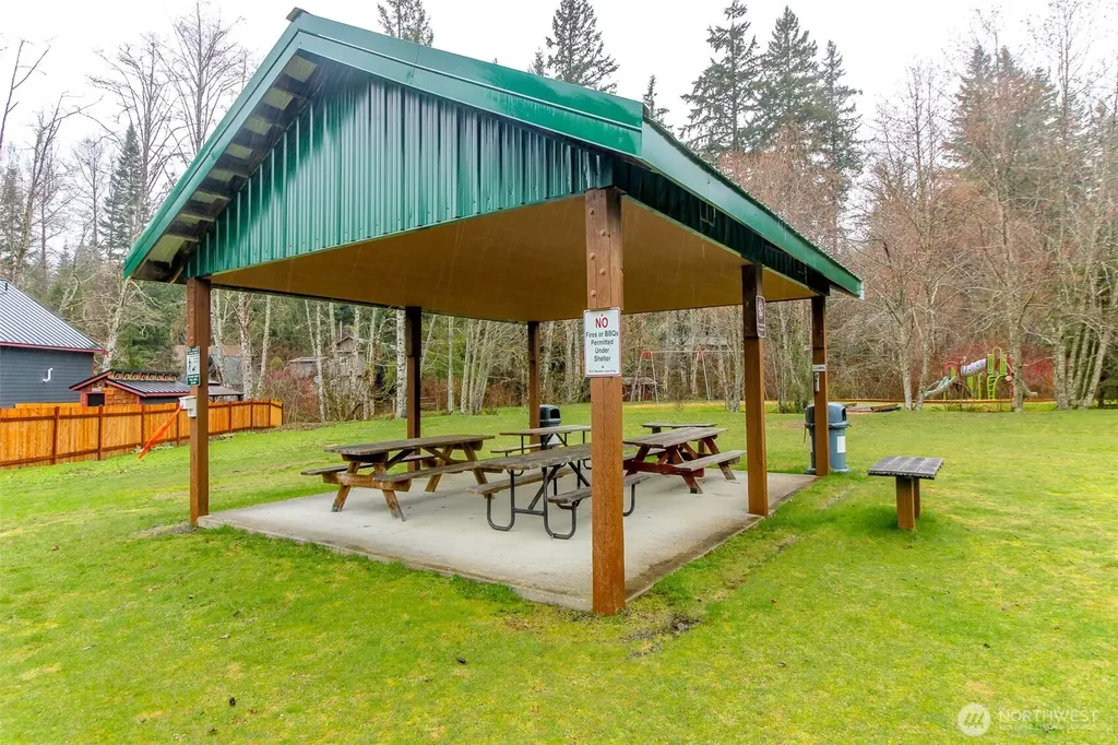 101 Mountain View Drive Ashford WA 98304
