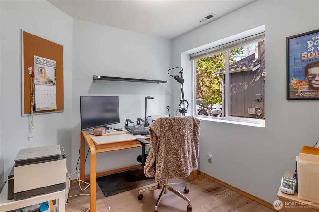 6352 24th Avenue SW Seattle WA 98106