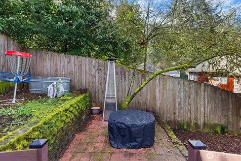 6352 24th Avenue SW Seattle WA 98106