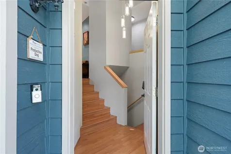 6352 24th Avenue SW Seattle WA 98106