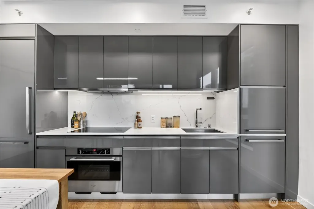 1808 Minor Avenue Seattle WA 98101