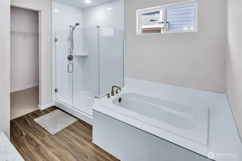 18111 134th Avenue E Puyallup WA 98374