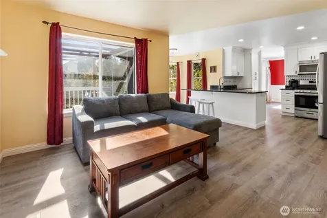 37815 21st Court S Federal Way WA 98003