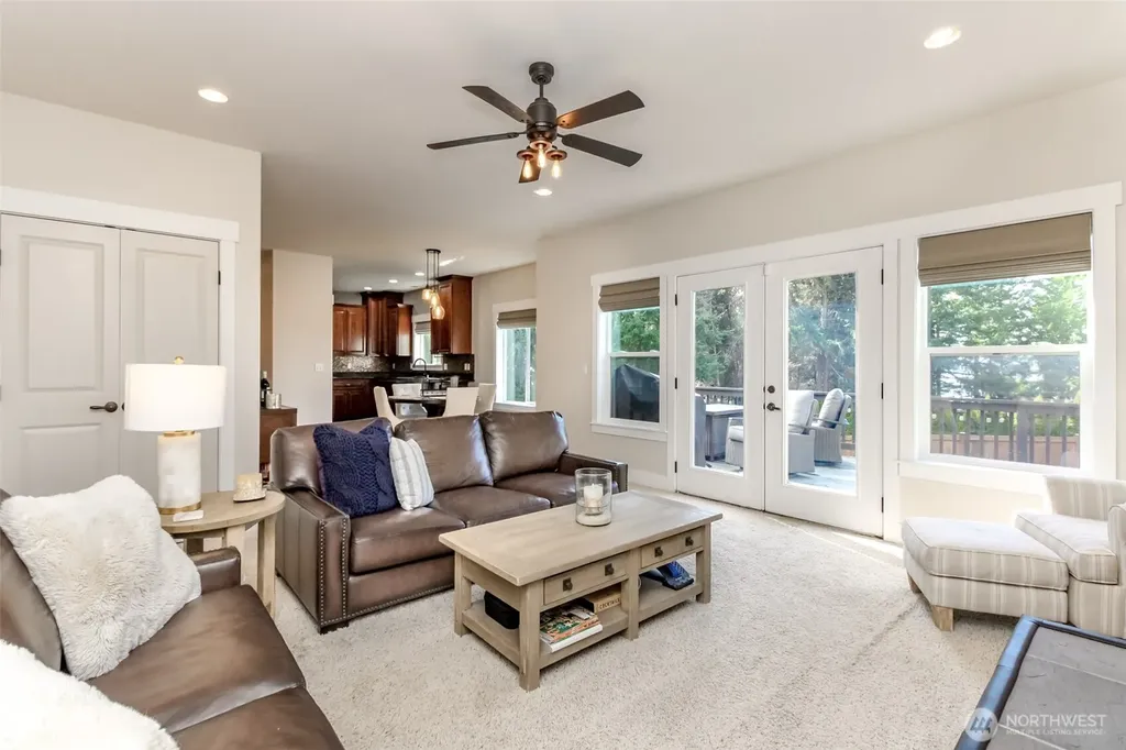 1094 Potlatch Drive Fox Island WA 98333