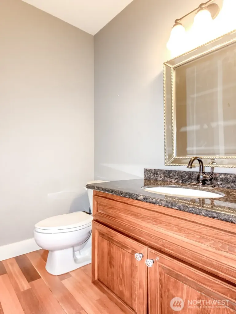 1094 Potlatch Drive Fox Island WA 98333