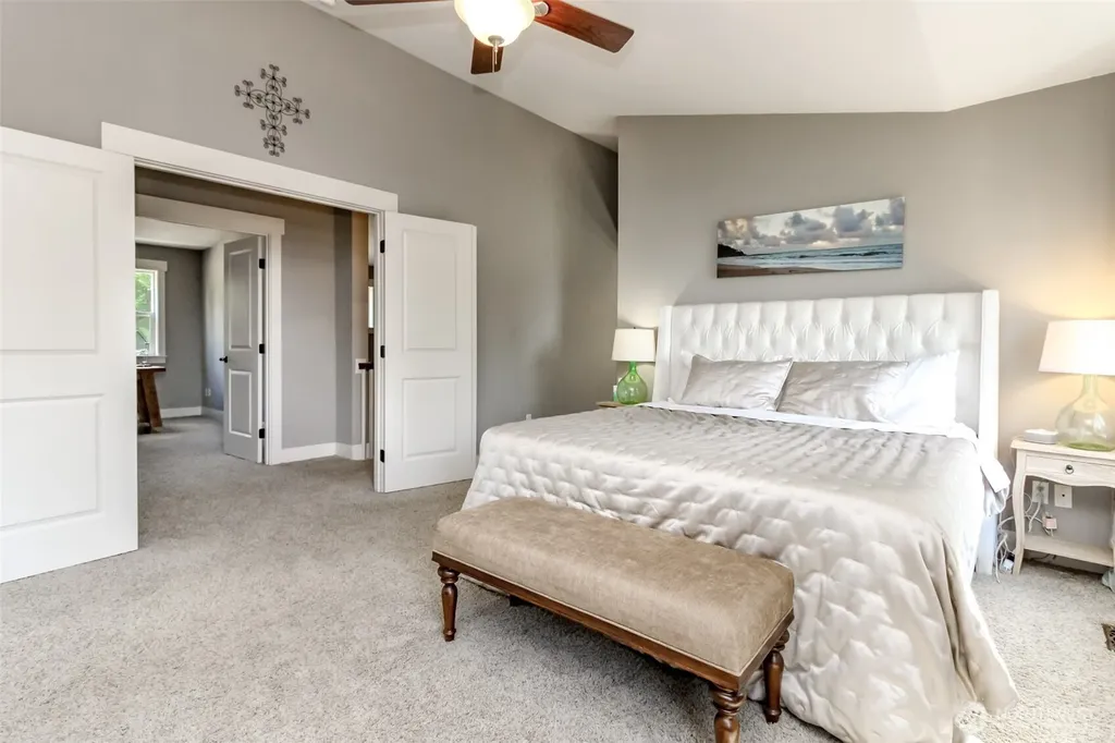 1094 Potlatch Drive Fox Island WA 98333