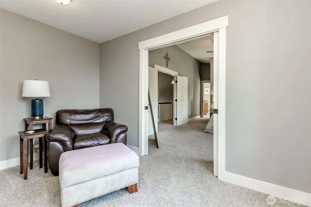 1094 Potlatch Drive Fox Island WA 98333