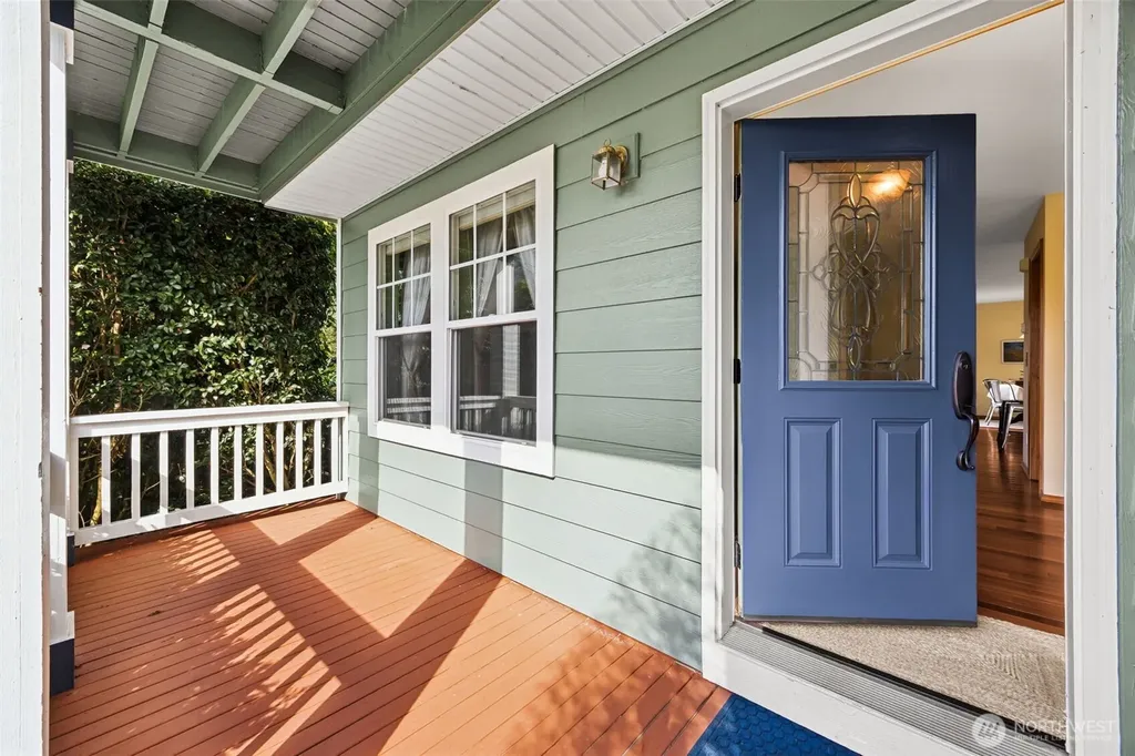 2245 Mcdonald Avenue Dupont WA 98327