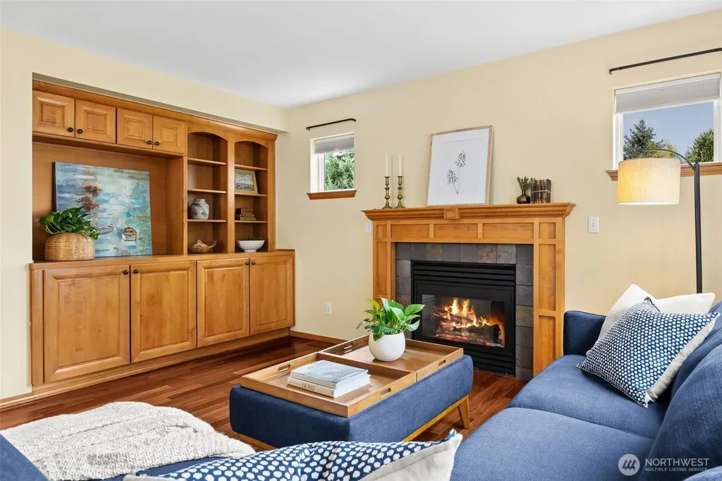 2245 Mcdonald Avenue Dupont WA 98327