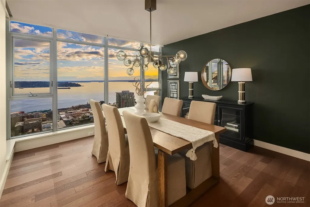 583 Battery Street Seattle WA 98121