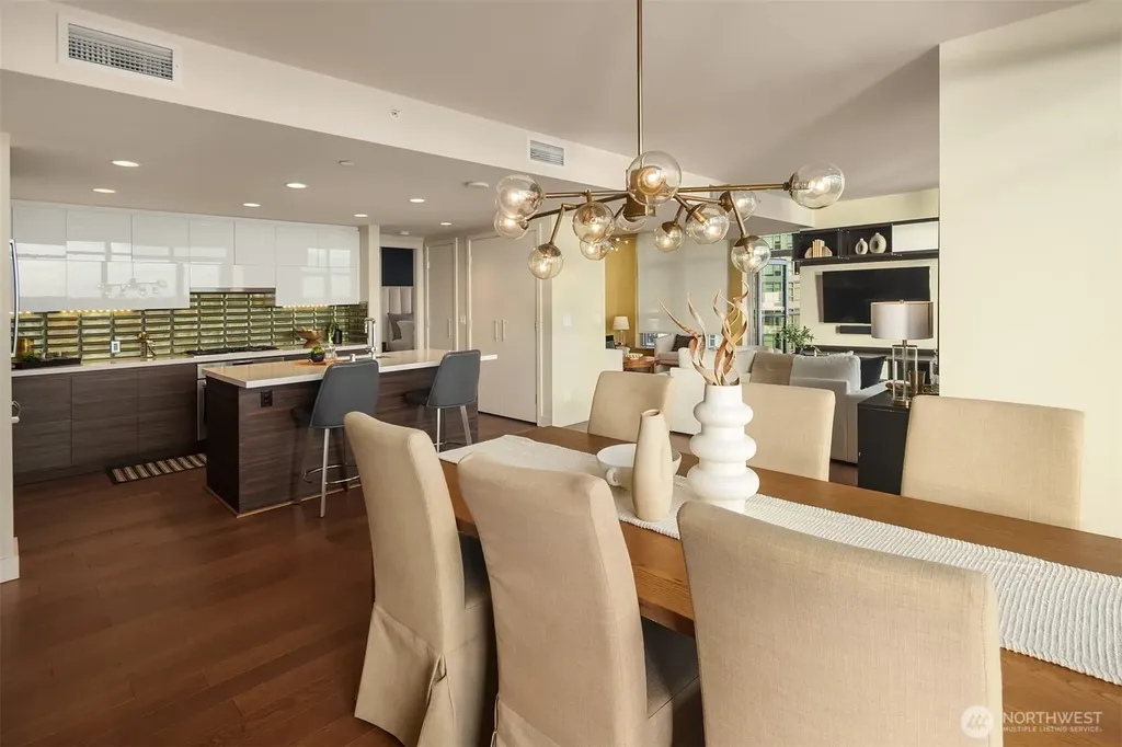 583 Battery Street Seattle WA 98121