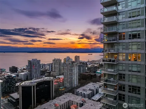 583 Battery Street Seattle WA 98121