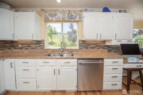 1677 Dodge Road Ellensburg WA 98926