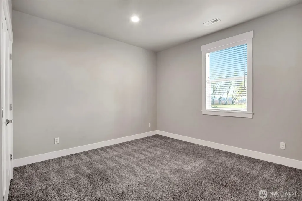 1213 NE Nanto Road Moses Lake WA 98837