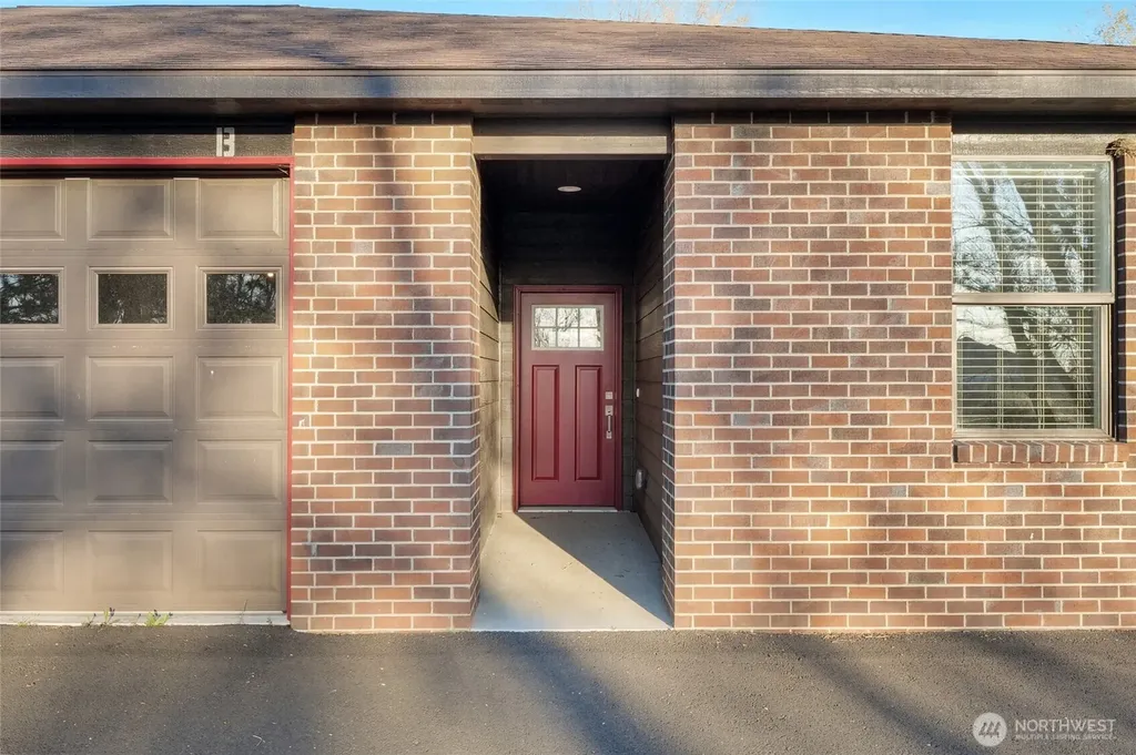 1213 NE Nanto Road Moses Lake WA 98837