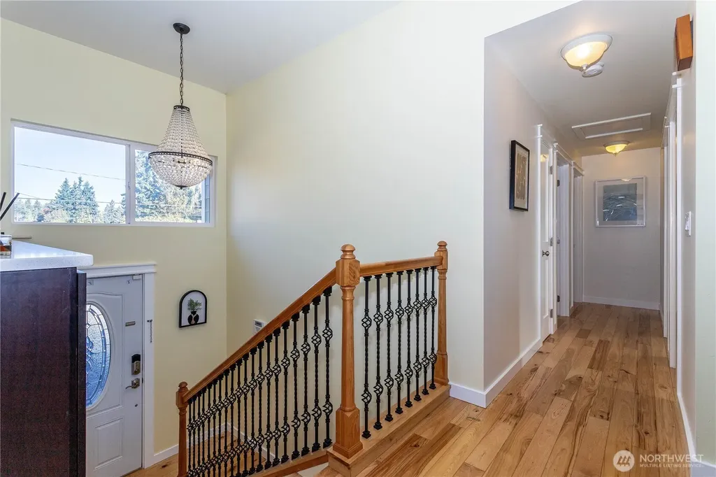 3905 NE 6th Street Renton WA 98056