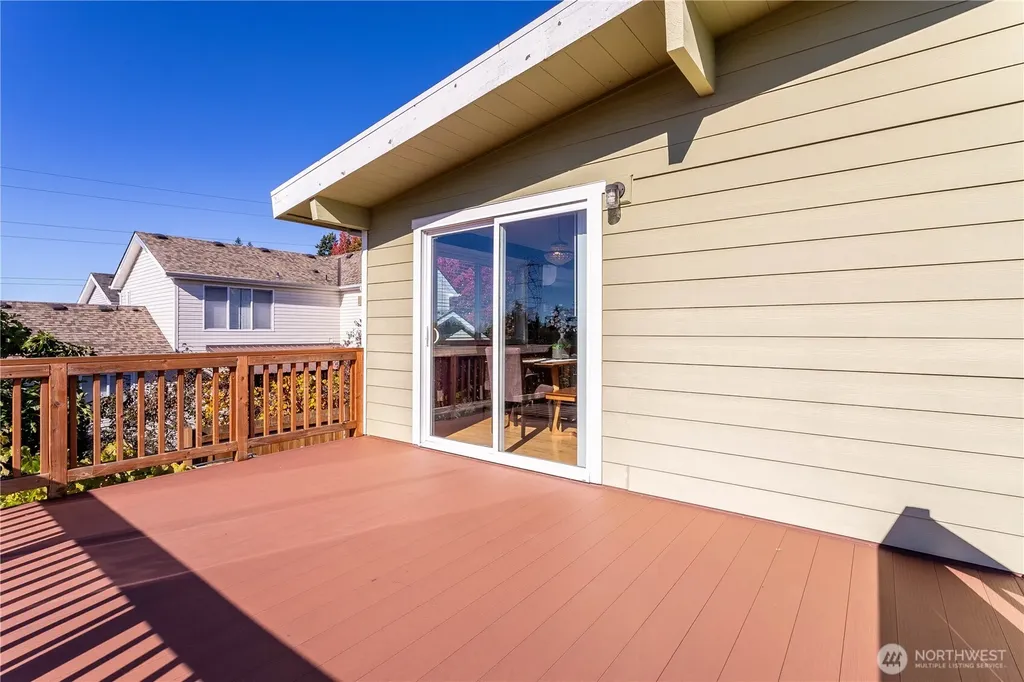 3905 NE 6th Street Renton WA 98056