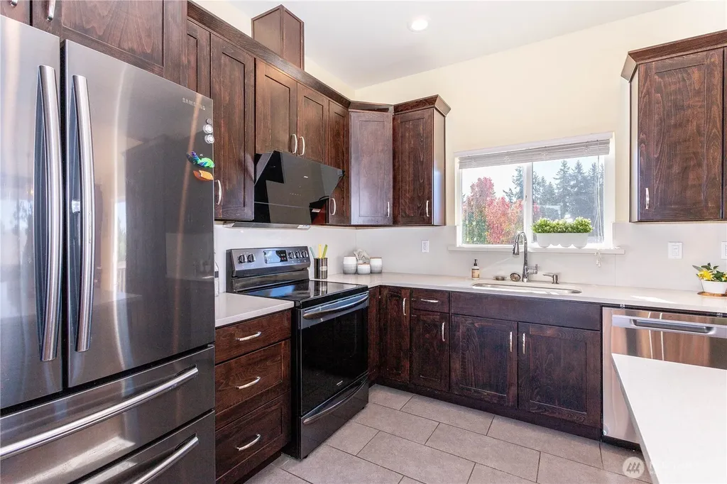 3905 NE 6th Street Renton WA 98056