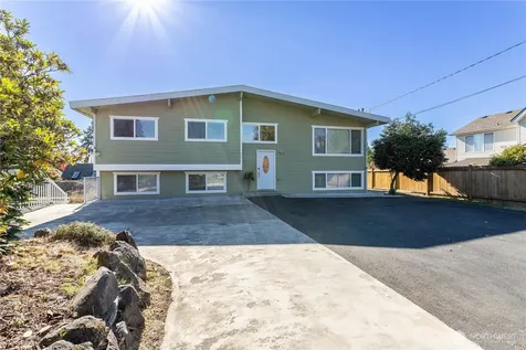 3905 NE 6th Street Renton WA 98056