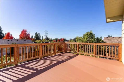 3905 NE 6th Street Renton WA 98056