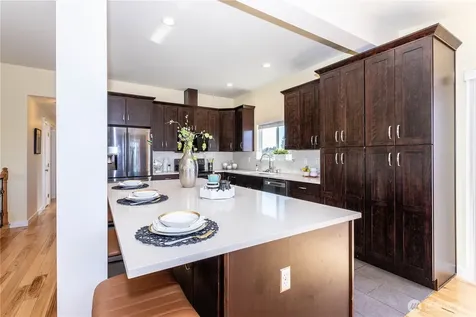 3905 NE 6th Street Renton WA 98056