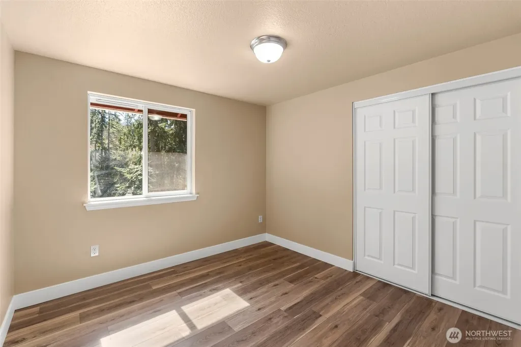 110 Sunny Basin Road Castle Rock WA 98611