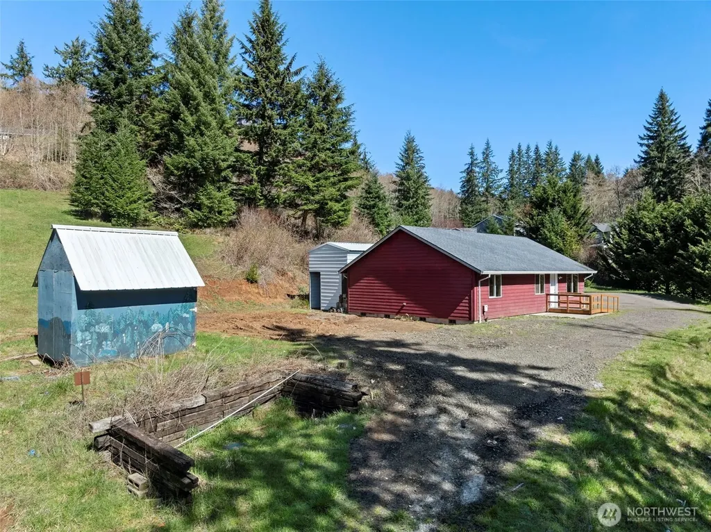 110 Sunny Basin Road Castle Rock WA 98611