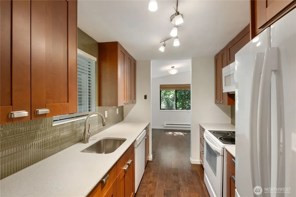 13235 12th Avenue SW Burien WA 98146