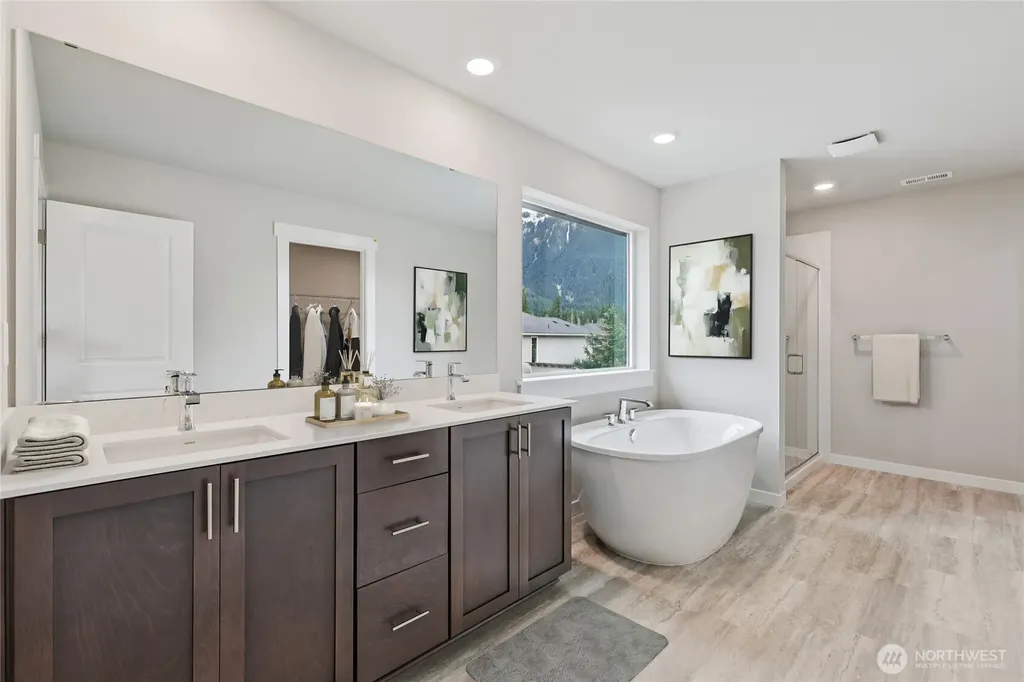 1138 Clearwater Way SE North Bend WA 98045