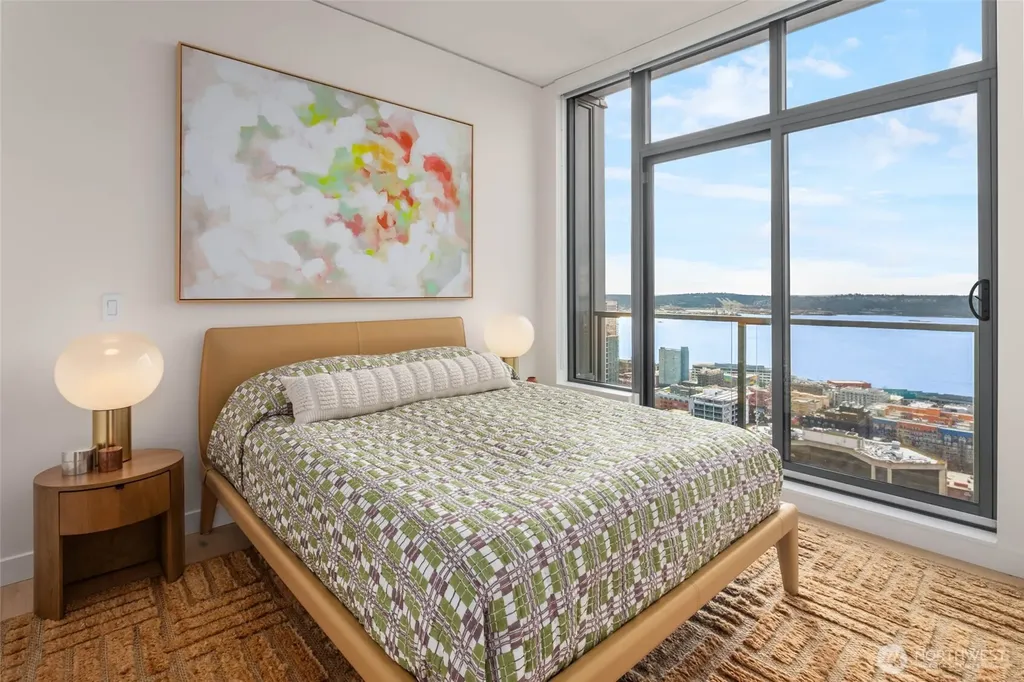 2510 6th Avenue Seattle WA 98121