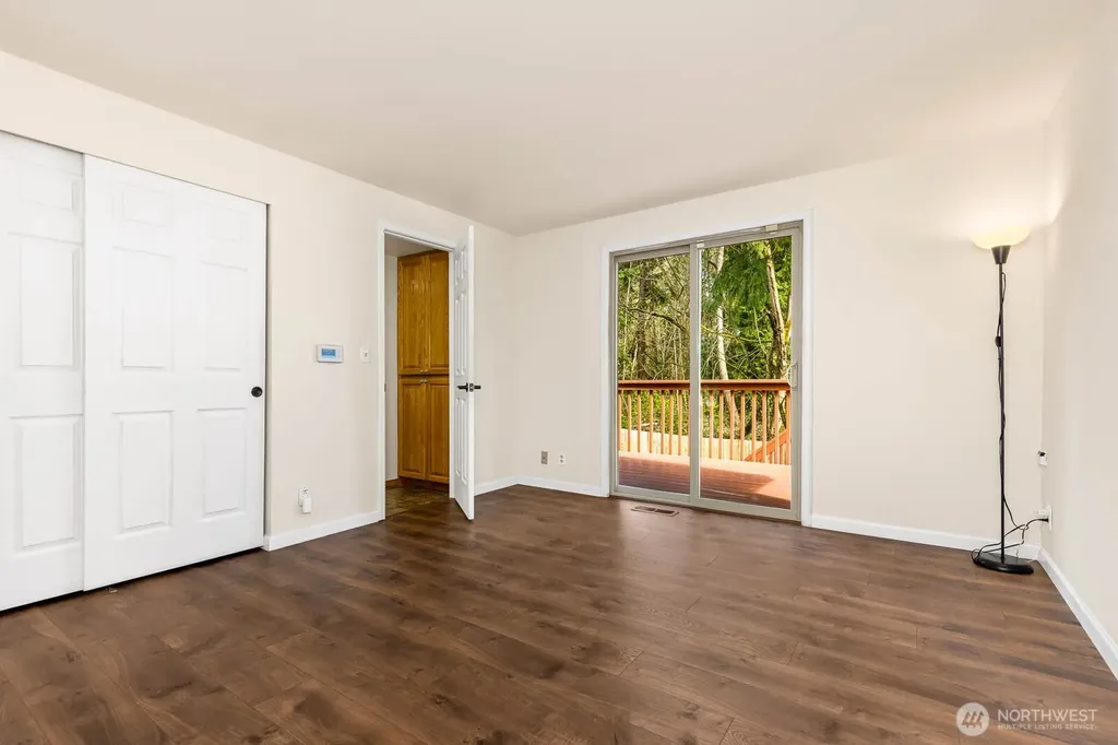 31646 45th Place SW Federal Way WA 98023