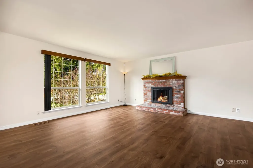 31646 45th Place SW Federal Way WA 98023