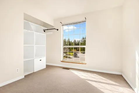 31646 45th Place SW Federal Way WA 98023