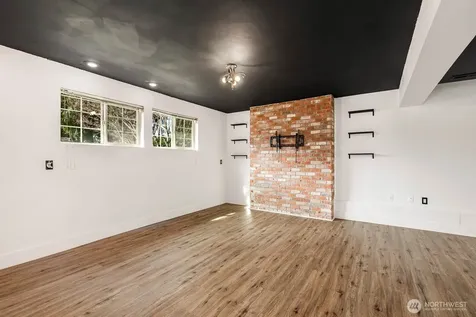 31646 45th Place SW Federal Way WA 98023