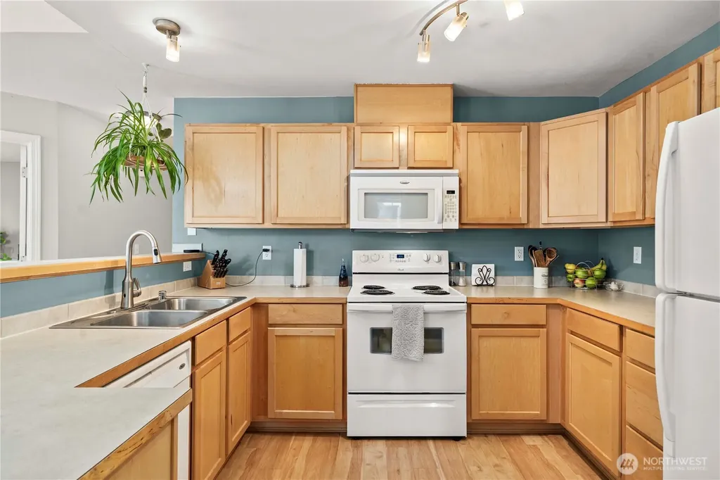 6443 Hazel Avenue SE Auburn WA 98092