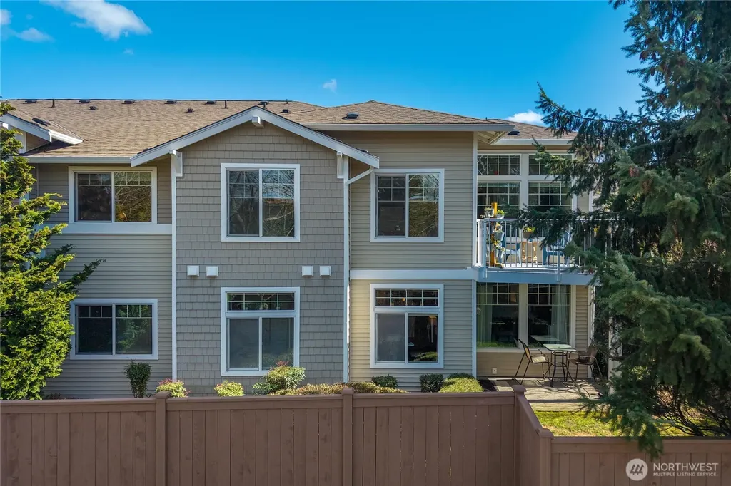 6443 Hazel Avenue SE Auburn WA 98092