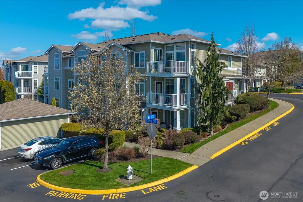 6443 Hazel Avenue SE Auburn WA 98092