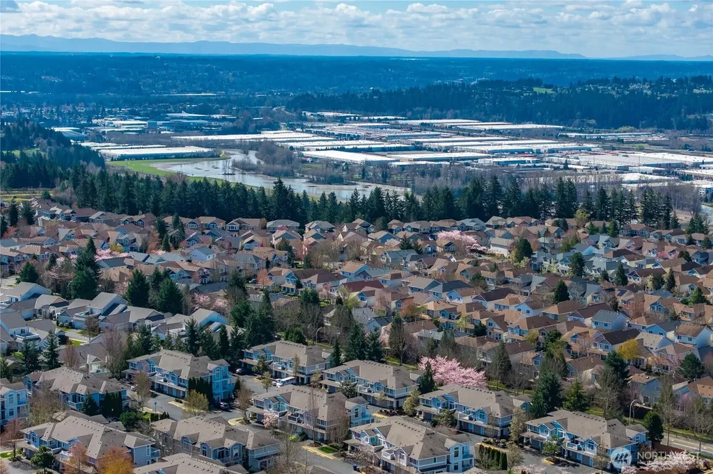 6443 Hazel Avenue SE Auburn WA 98092