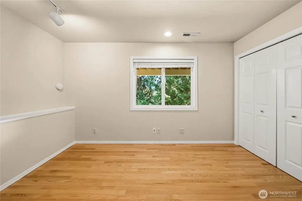 4325 270th Avenue NE Redmond WA 98053
