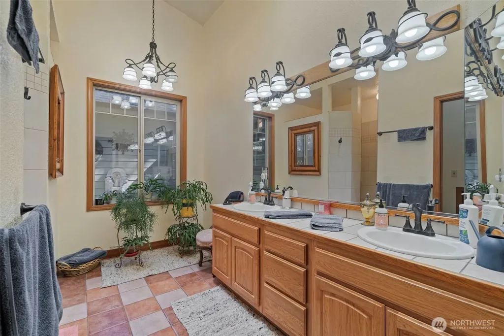 5007 Foxtrail Drive NE Olympia WA 98516