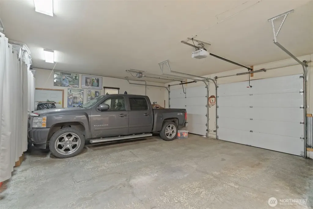 5007 Foxtrail Drive NE Olympia WA 98516