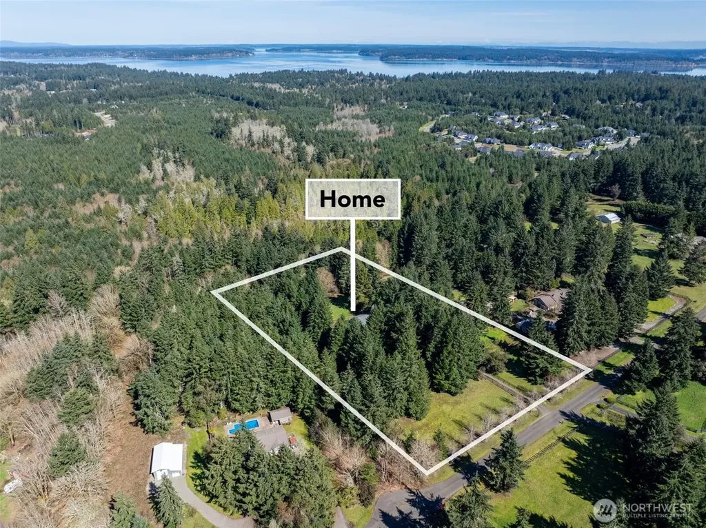 5007 Foxtrail Drive NE Olympia WA 98516